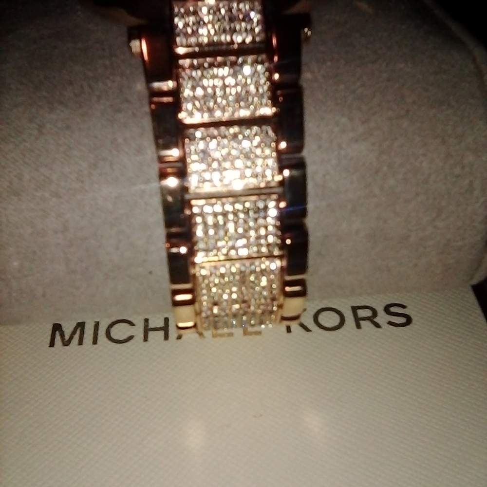 Mk watch - Picture 9 of 11
